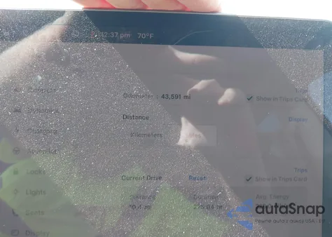 2023 Tesla Model Y Awd/Long Range Dual Motor All-Wheel Drive z USA, uszkodzony, nr VIN 7SAYGDEE7PA096439